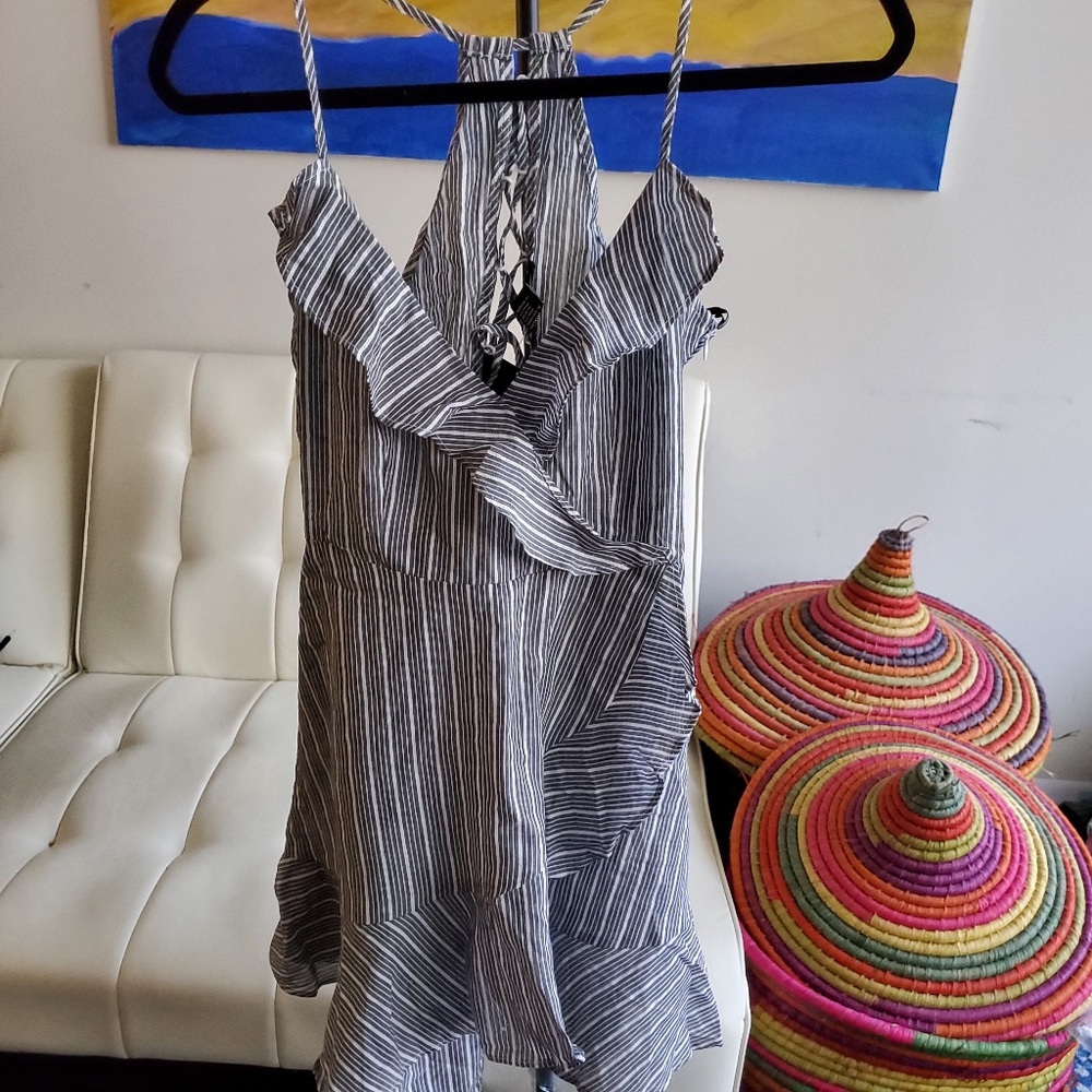 NWT Forever 21 Black Ivory Woven Dress Small
